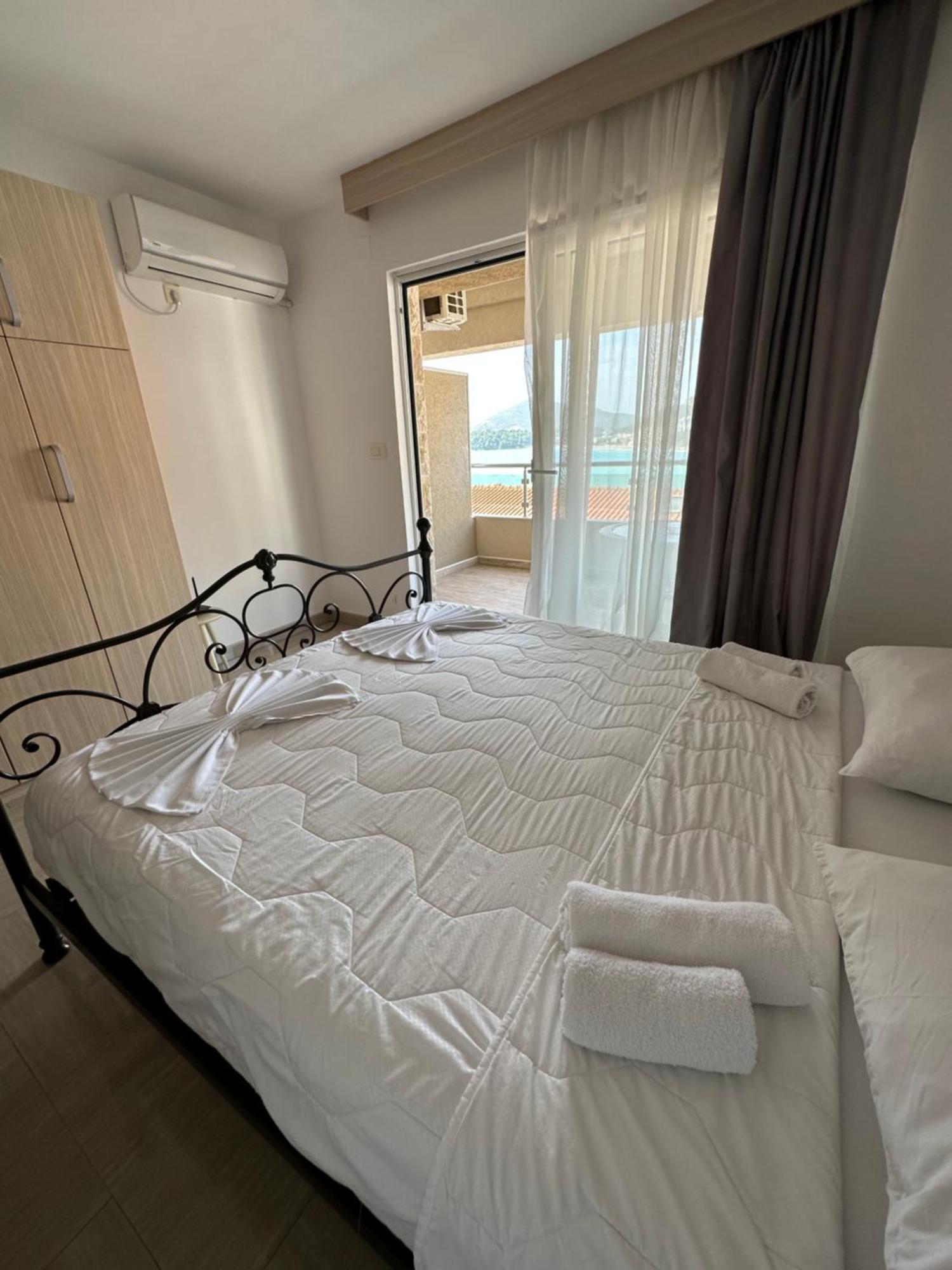Aura Apartments Будва Экстерьер фото