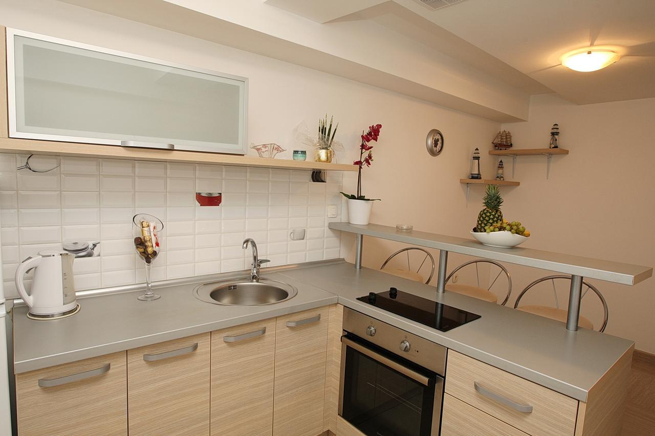 Aura Apartments Будва Экстерьер фото